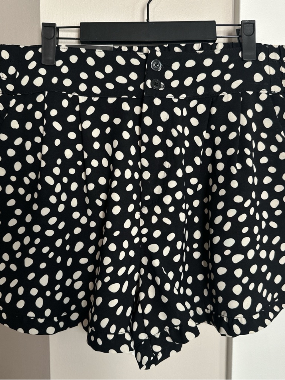 Who What Wear Black and White Polka Dot Shorts